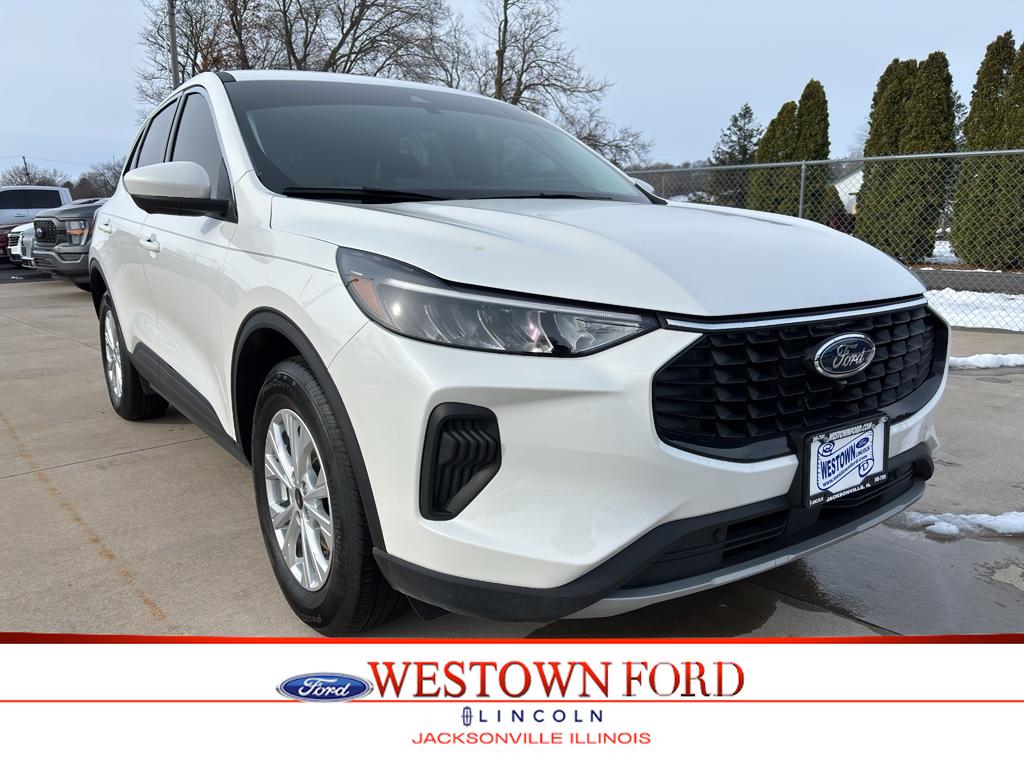 2023 Ford Escape Active's photo