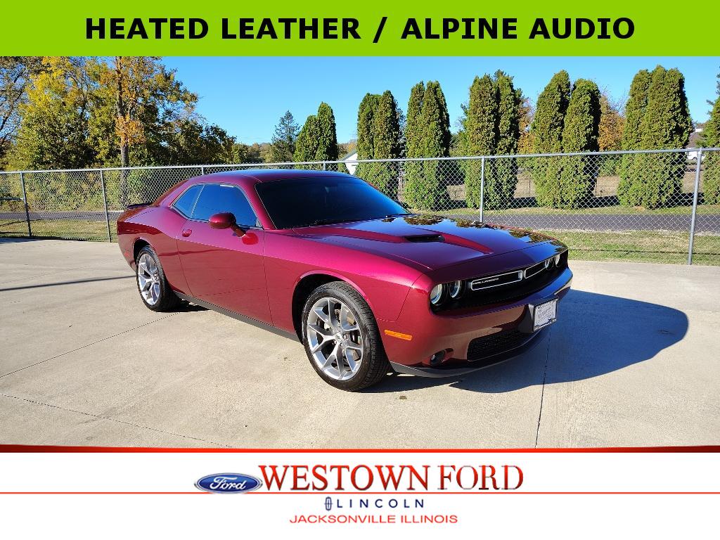 2022 Dodge Challenger SXT's photo