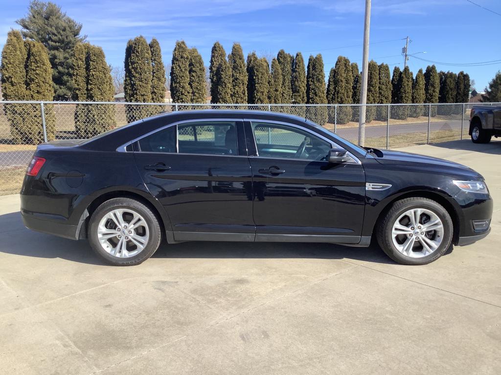 Used 2019 Ford Taurus SEL with VIN 1FAHP2H83KG109248 for sale in Jacksonville, IL