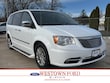  Chrysler Town & Country