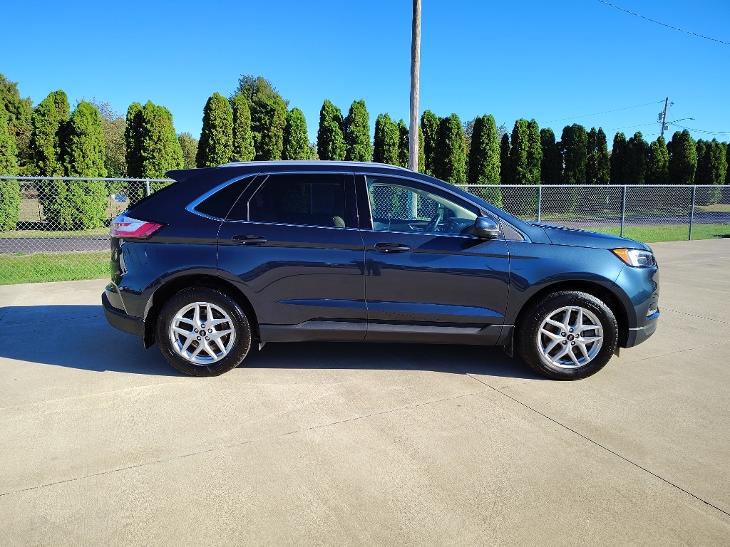 Used 2024 Ford Edge SEL SUV