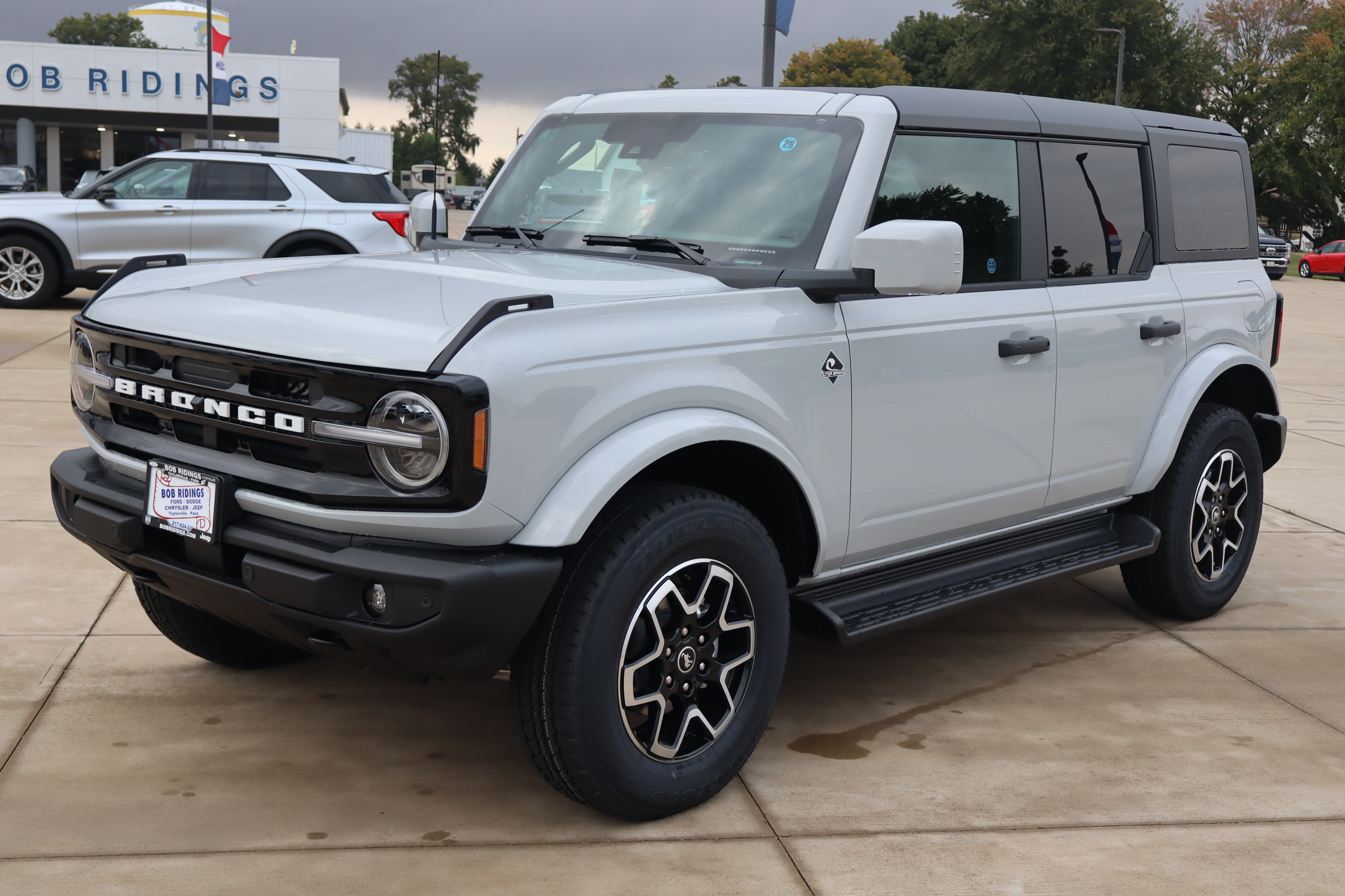 2026 Ford Bronco 4-Door Outer Banks