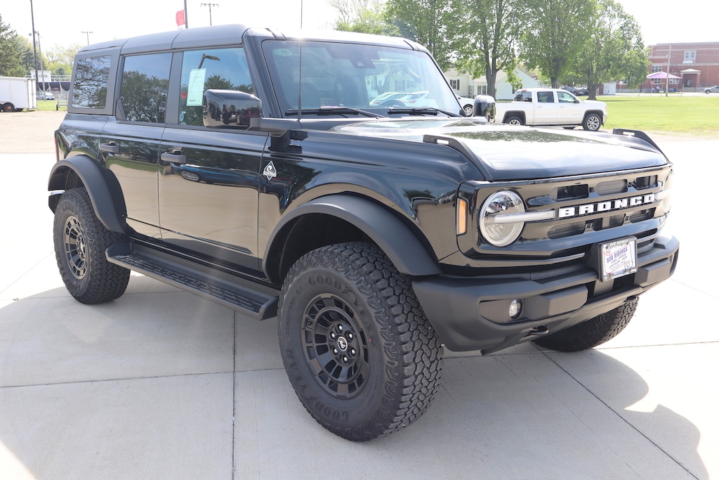 New 2026 Ford Bronco Outer Banks SUV