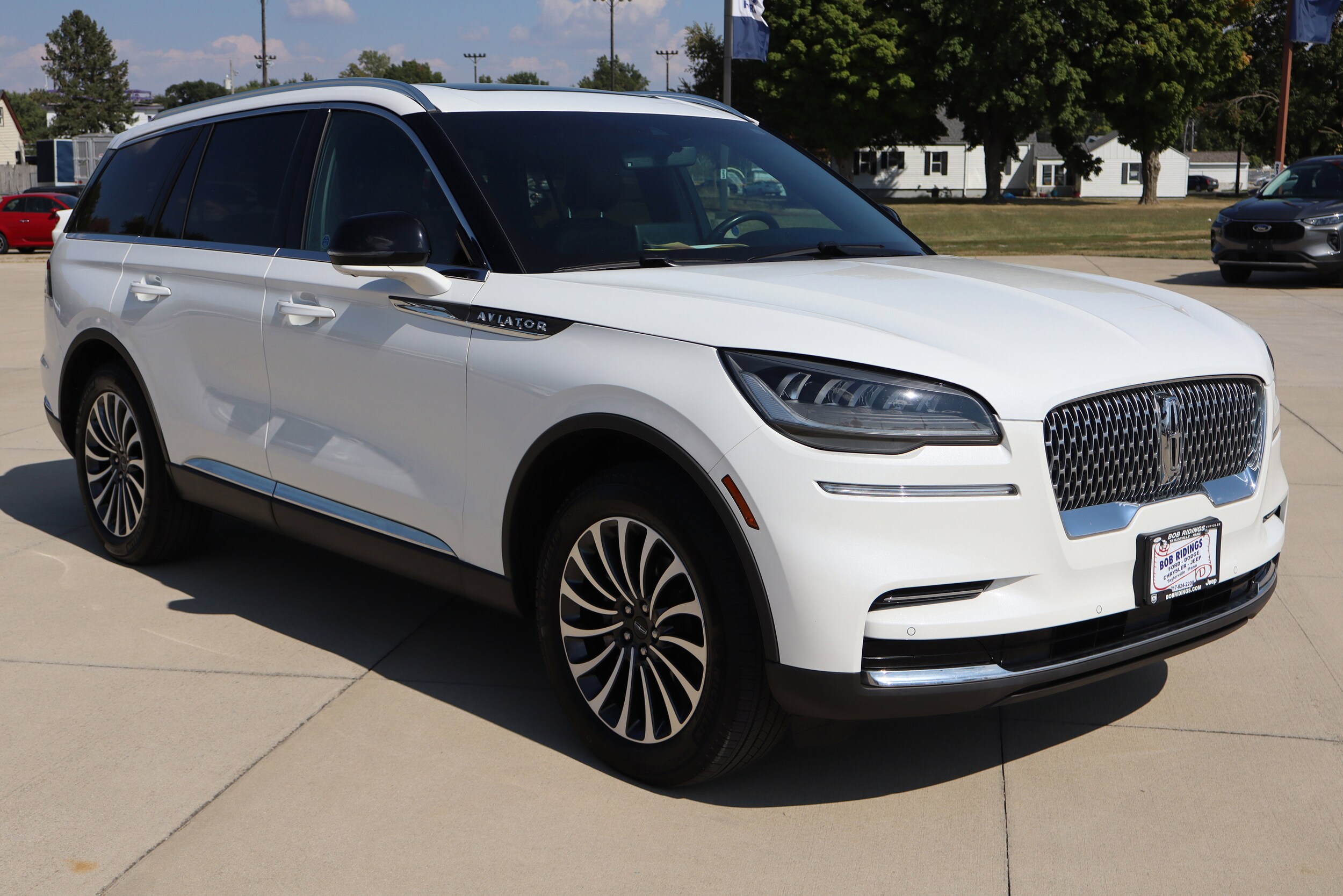 2024 Lincoln Aviator Reserve photo 2