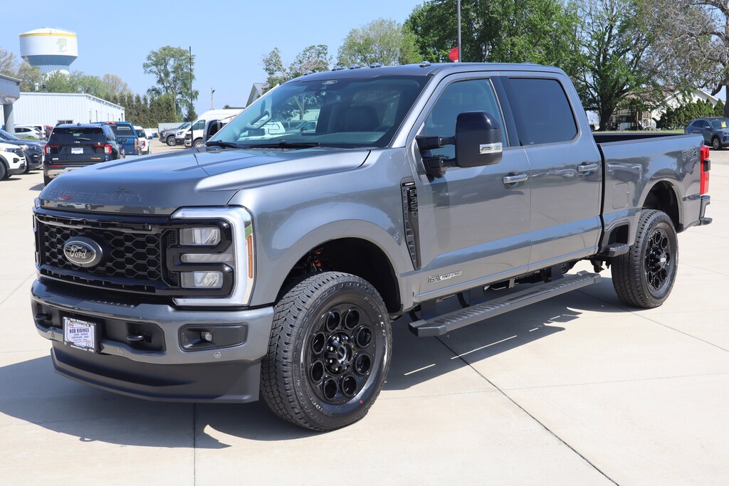 New 2026 Ford F-350 Lariat Truck Crew Cab