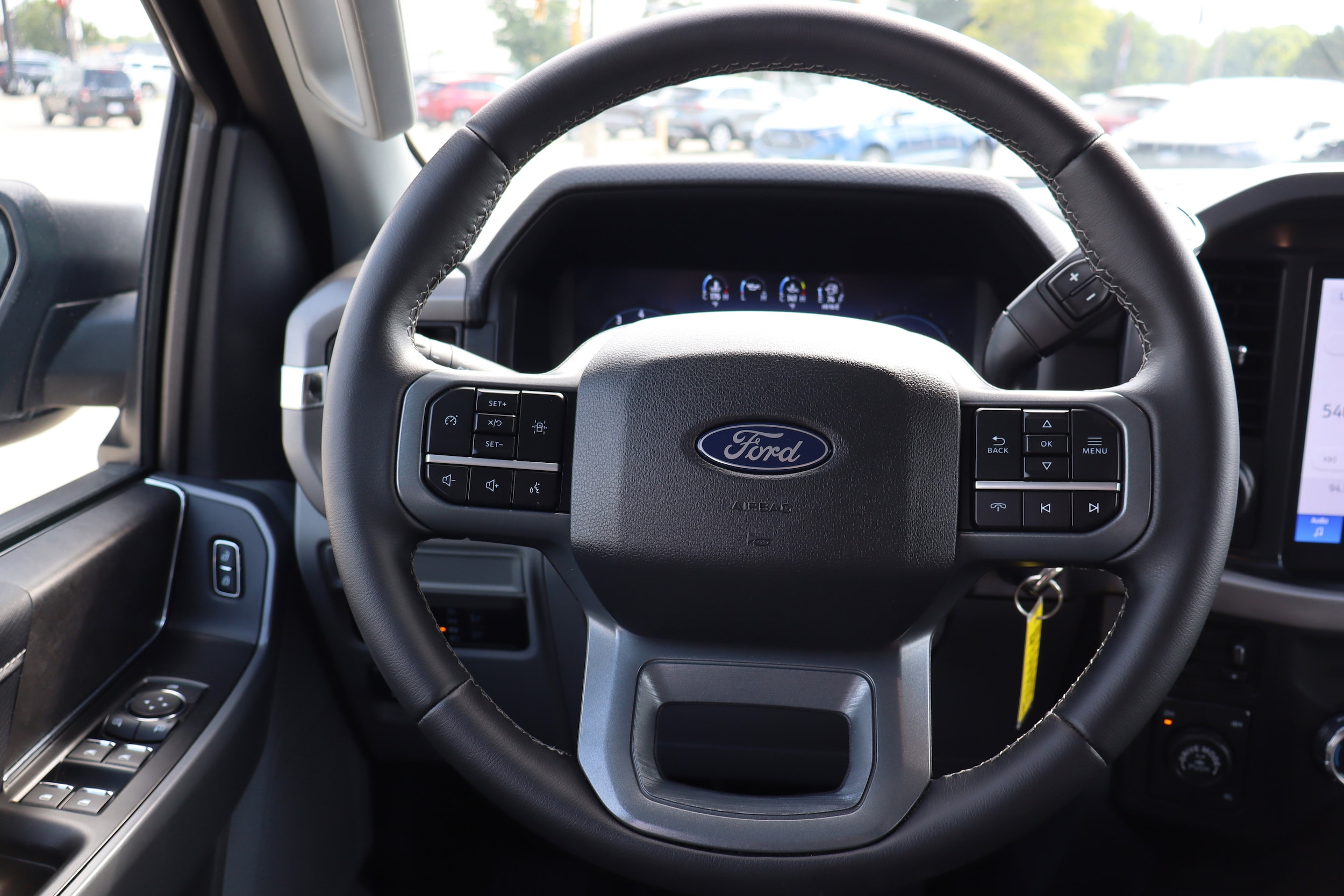 2024 Ford F-150 XLT - Photo 15