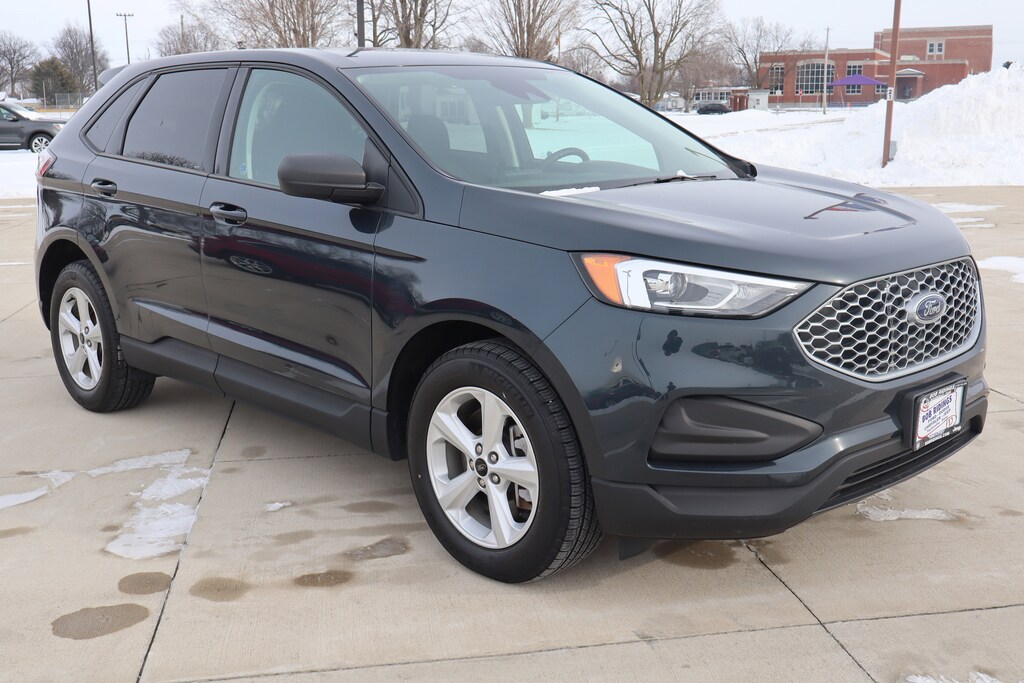 Used 2023 Ford Edge SE SUV