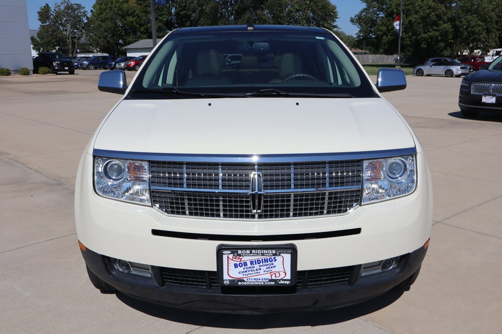 Used 2008 Lincoln MKX Base with VIN 2LMDU88C68BJ10290 for sale in Taylorville, IL