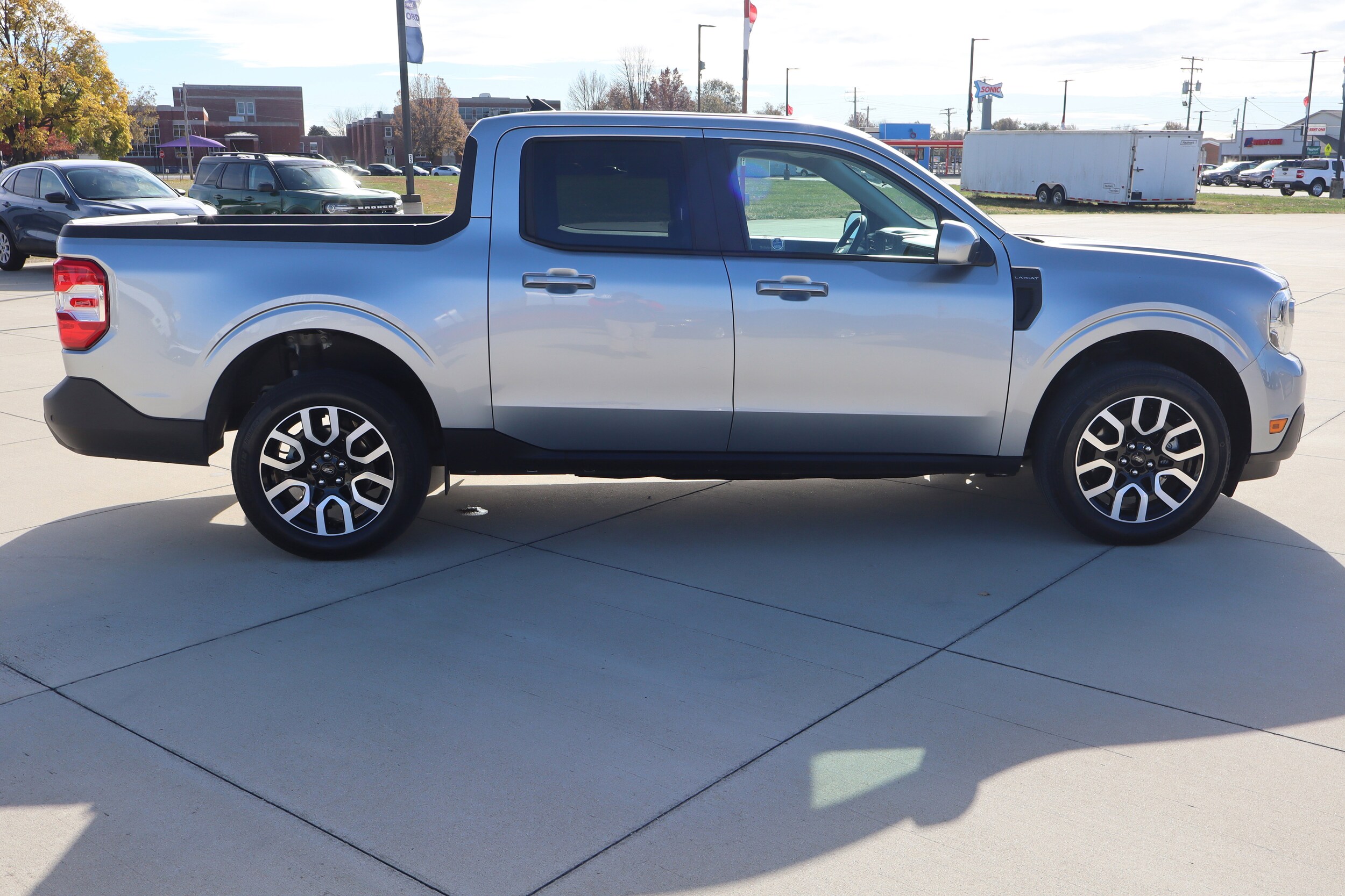 2023 Ford Maverick Lariat photo 4