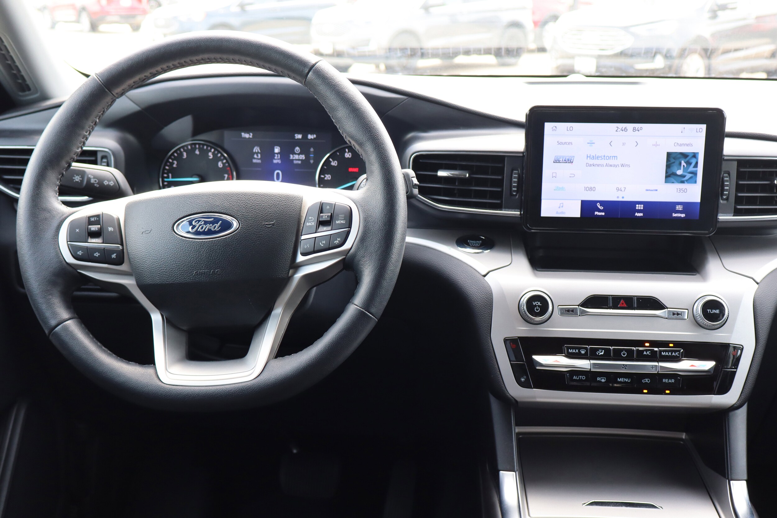 2023 Ford Explorer XLT - Photo 16
