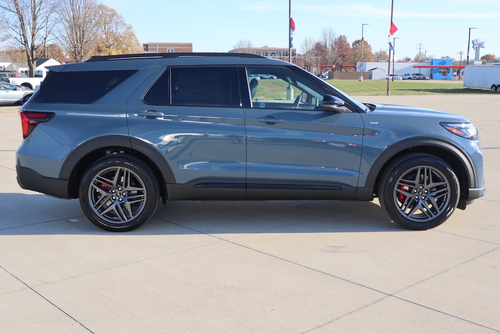 New 2026 Ford Explorer ST-Line SUV