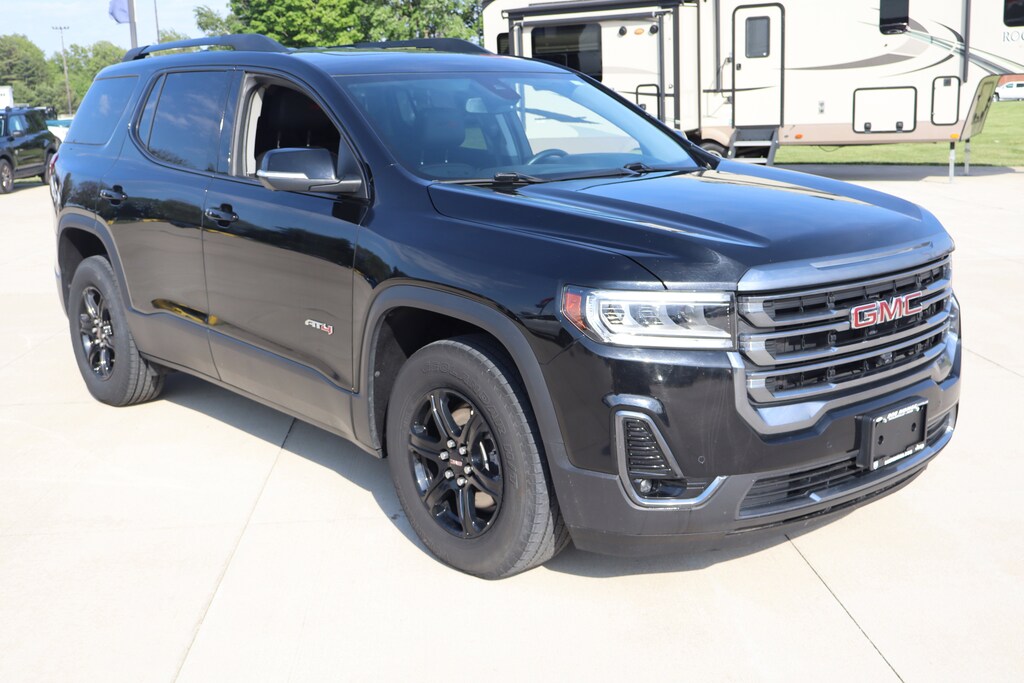 Used 2022 GMC Acadia AT4 SUV