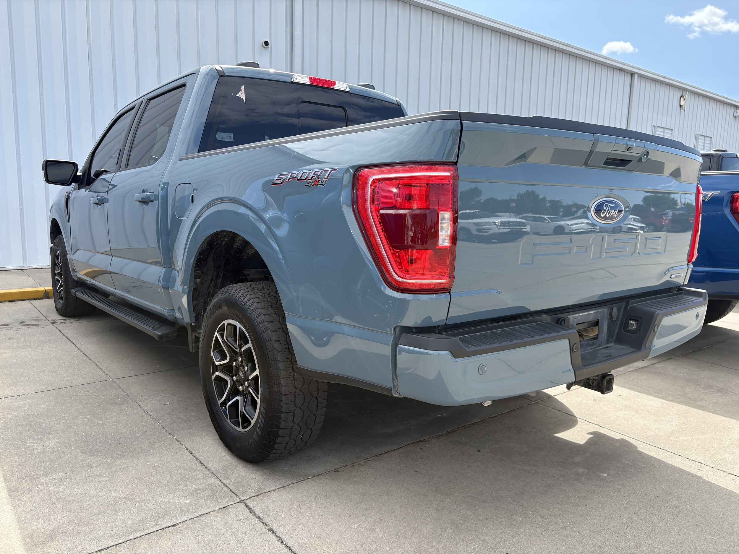 2023 Ford F-150 XLT photo 4