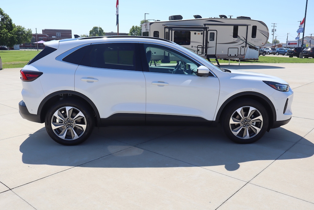 Used 2024 Ford Escape Platinum SUV
