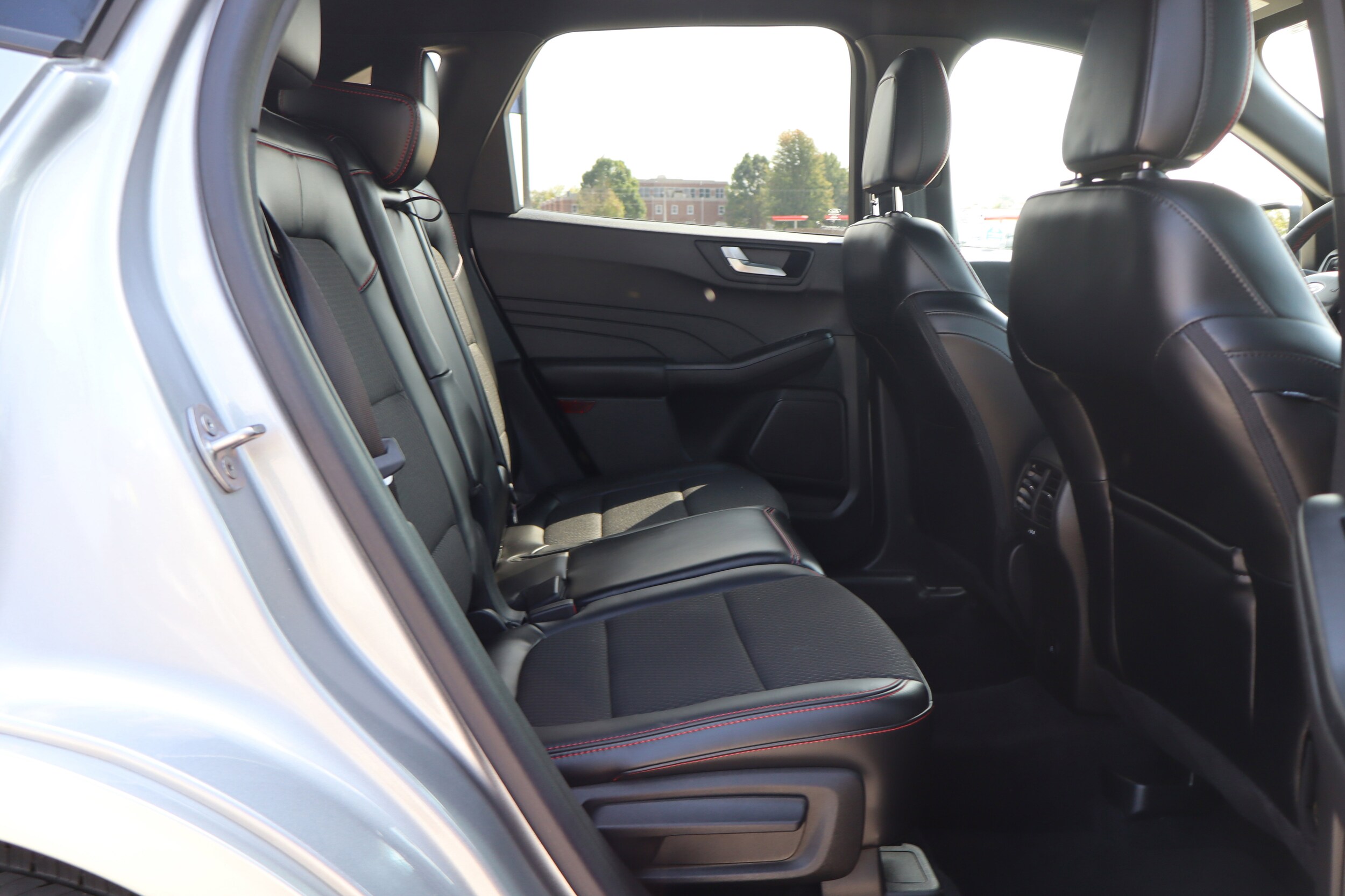 2023 Ford Escape ST-Line Elite - Photo 12