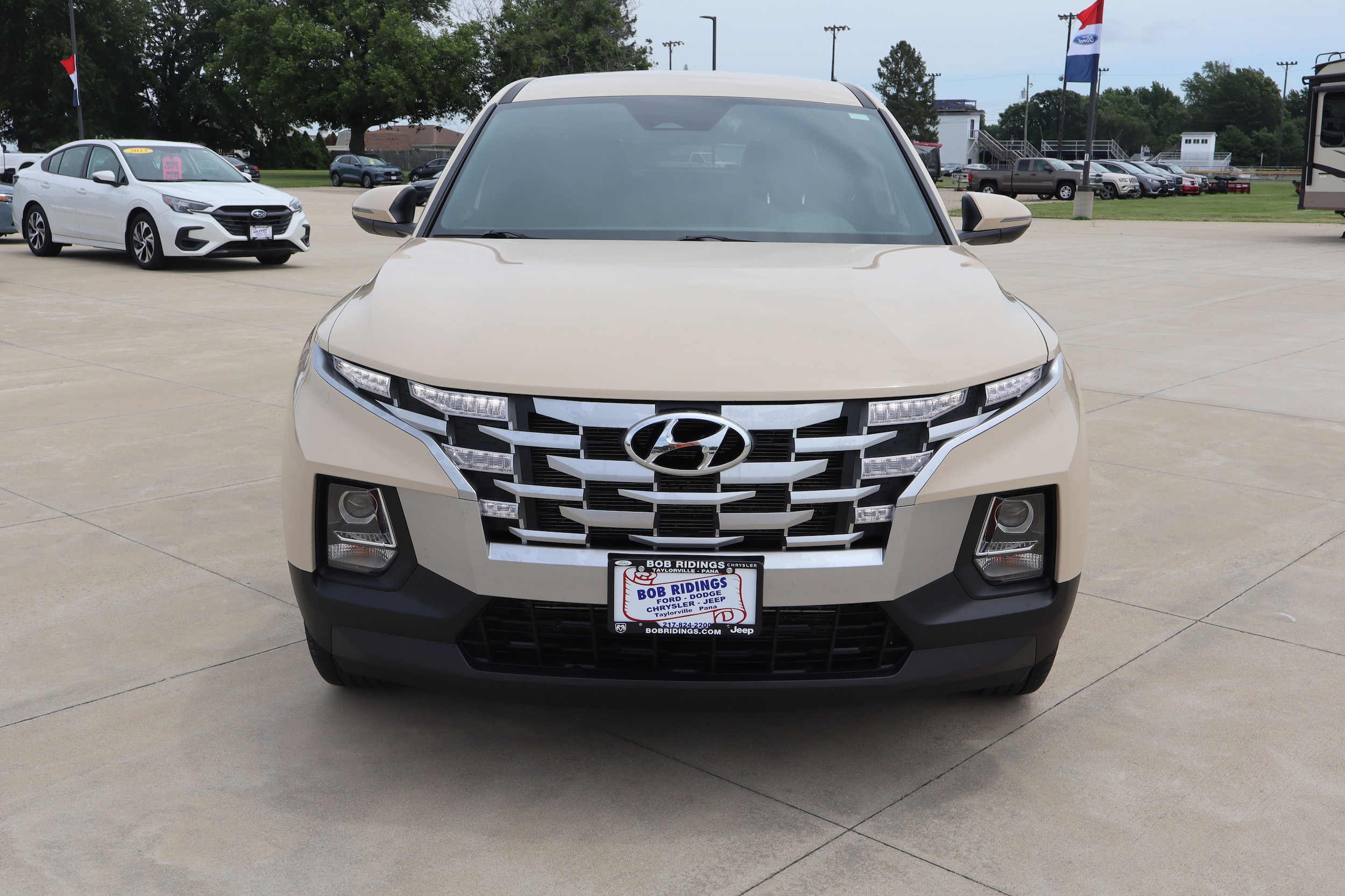 Used 2022 Hyundai Santa Cruz SEL with VIN 5NTJBDAE0NH009244 for sale in Taylorville, IL