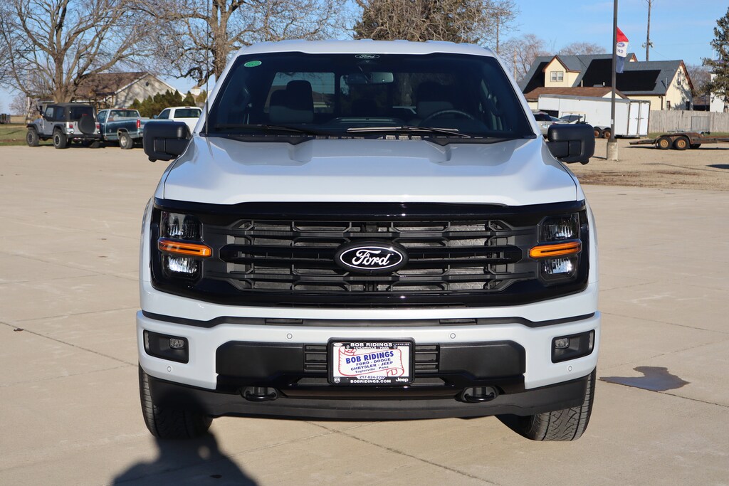 New 2025 Ford F-150 XLT Truck SuperCrew Cab