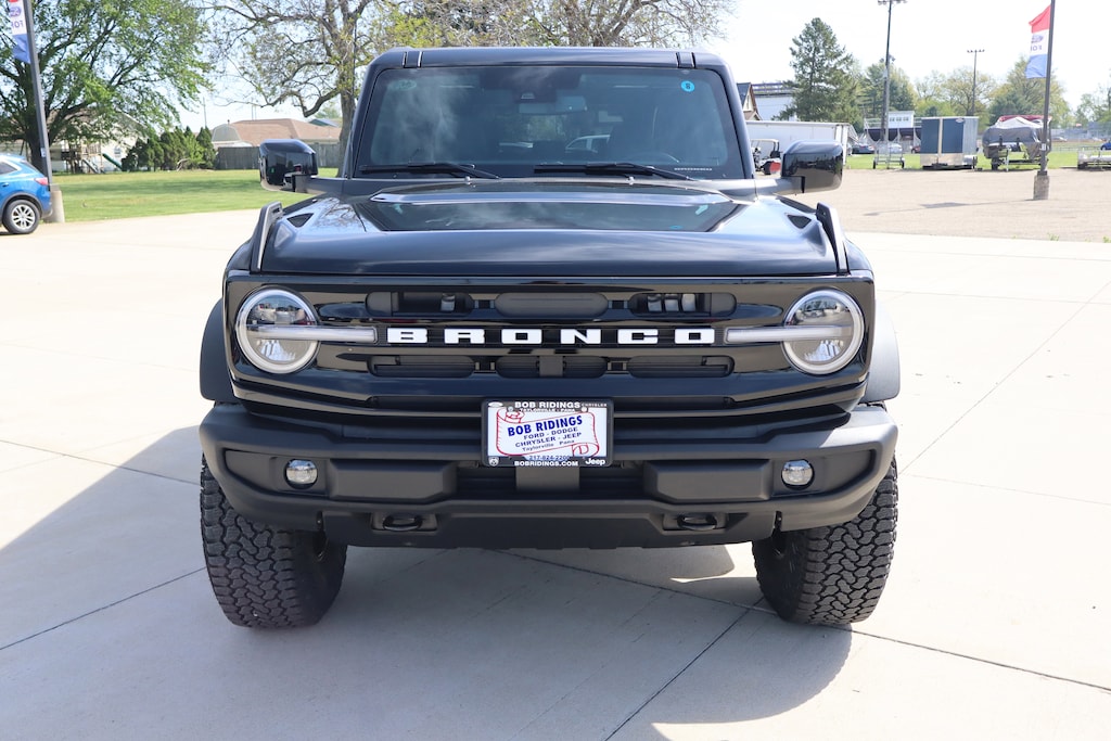 New 2026 Ford Bronco Outer Banks SUV