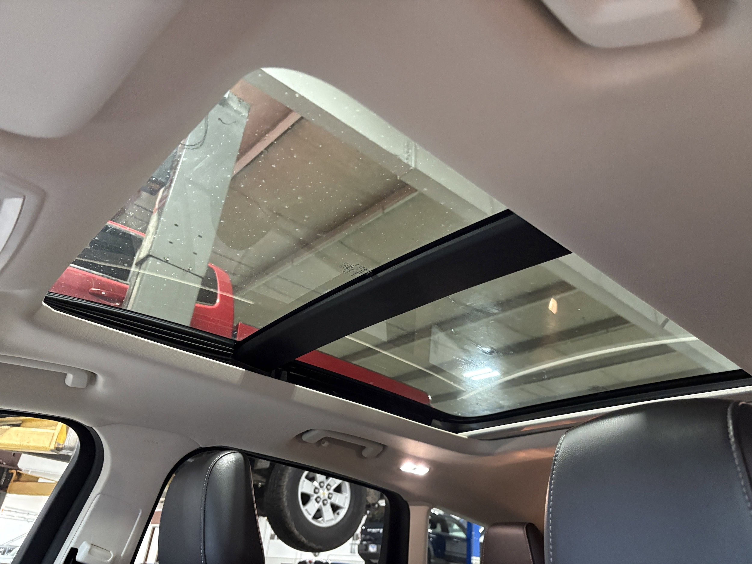 Used 2019 Ford Escape SEL with VIN 1FMCU0HD5KUB49908 for sale in Taylorville, IL