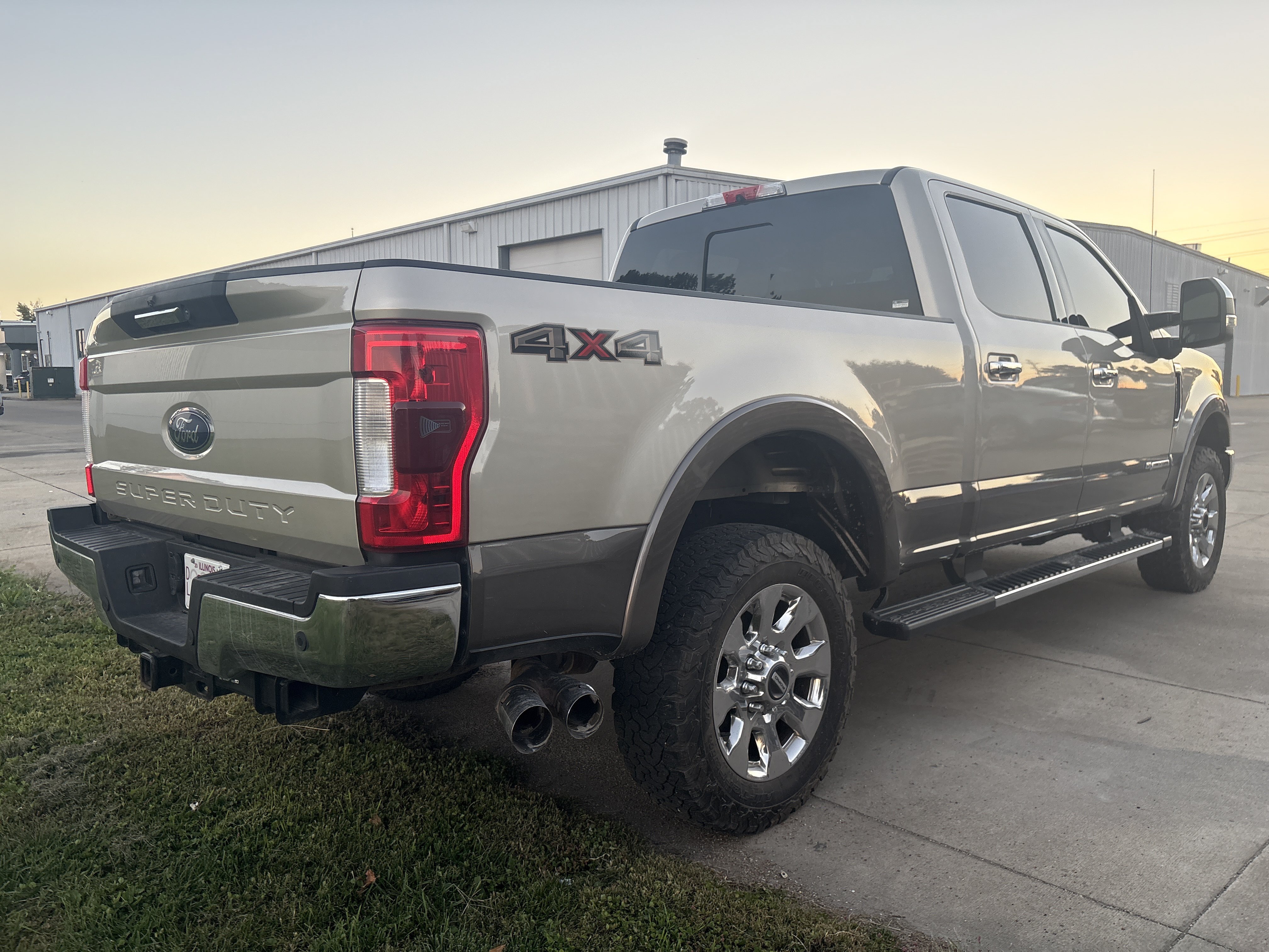 Used 2018 Ford F-250 XLT Truck Crew Cab