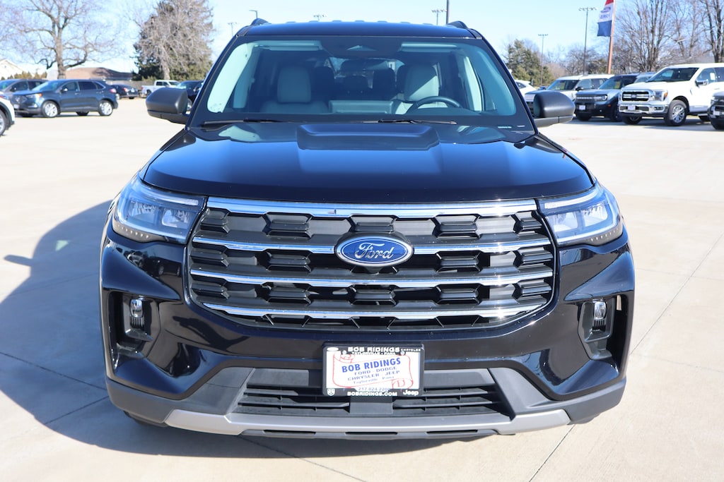 Used 2025 Ford Explorer Active SUV