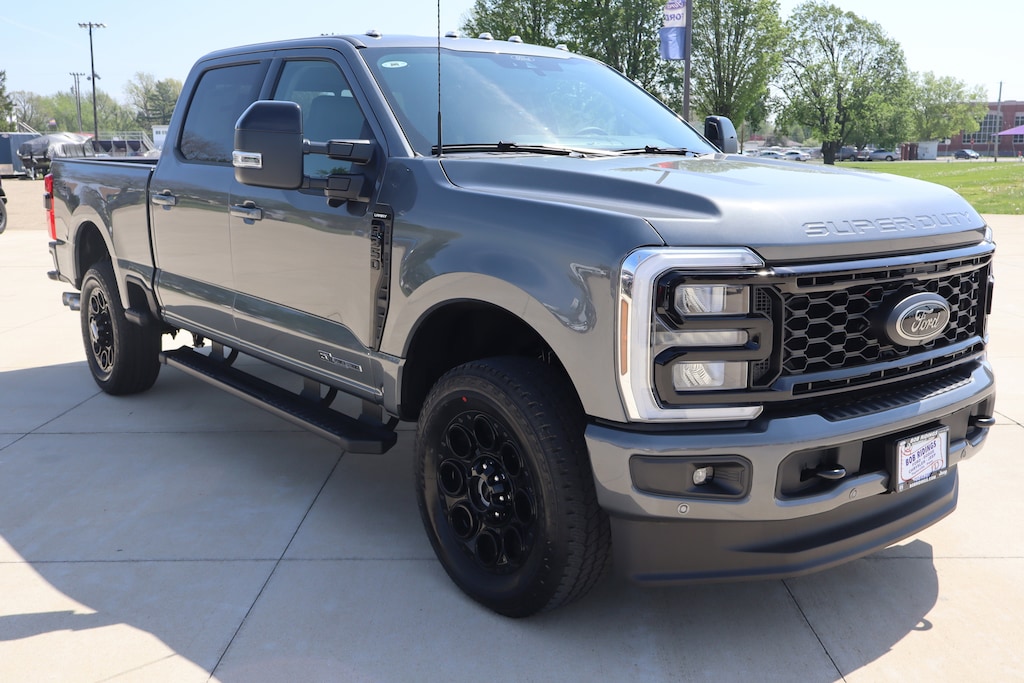 New 2026 Ford F-350 Lariat Truck Crew Cab