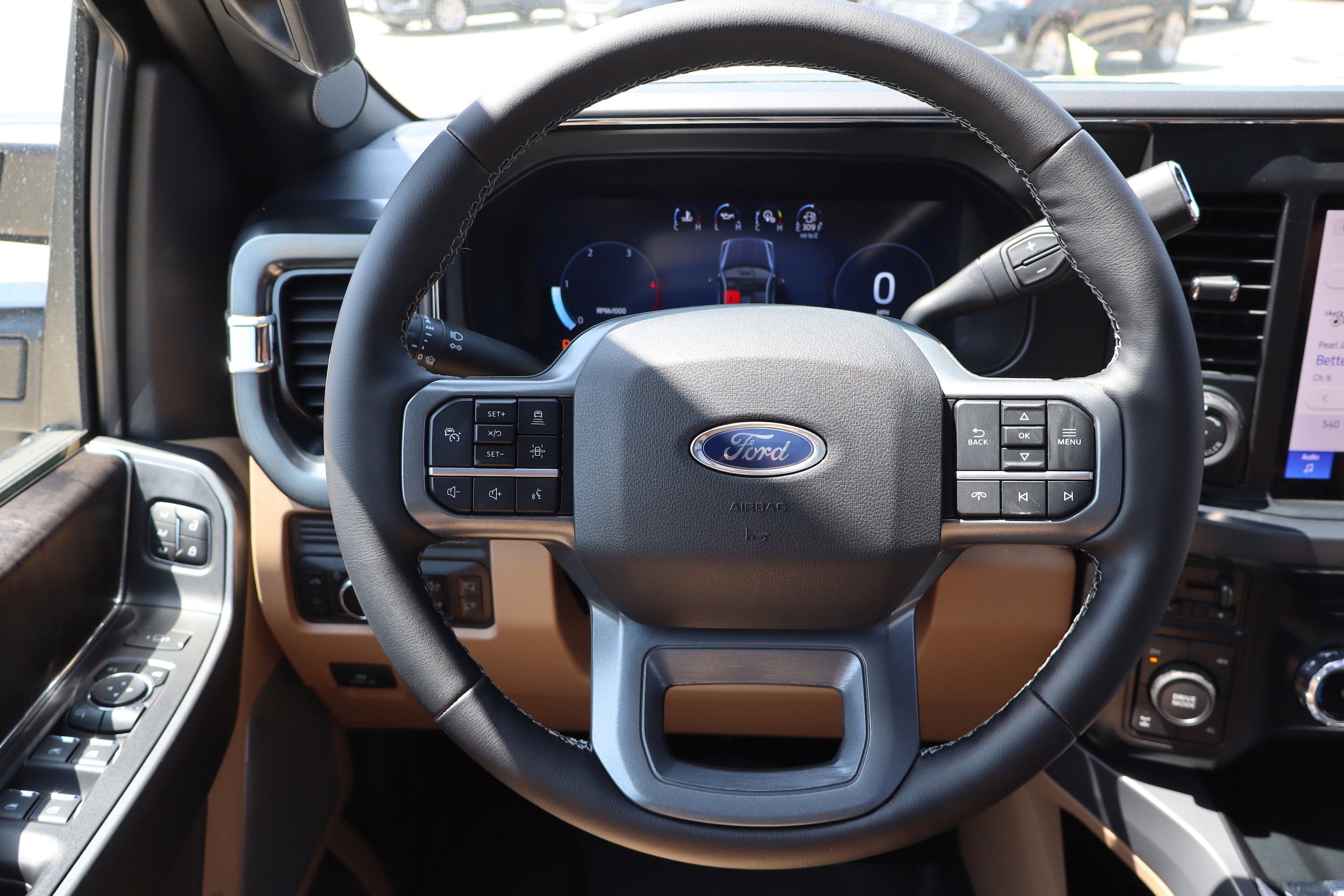 2025 Ford F-350 Super Duty Lariat - Photo 14