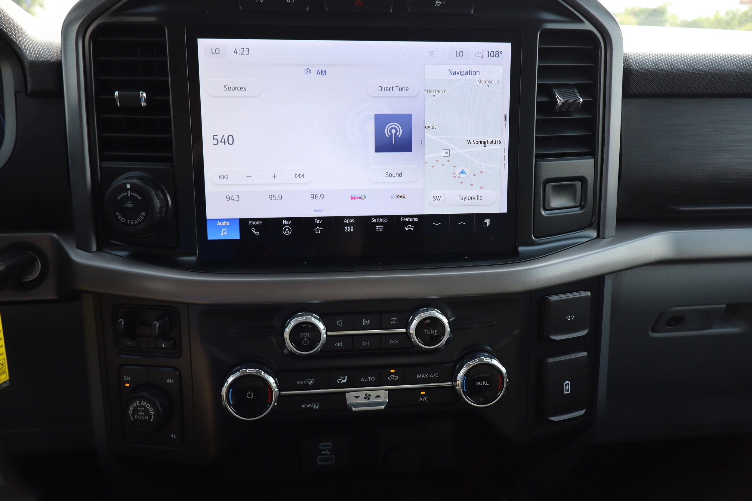 2024 Ford F-150 XLT - Photo 18