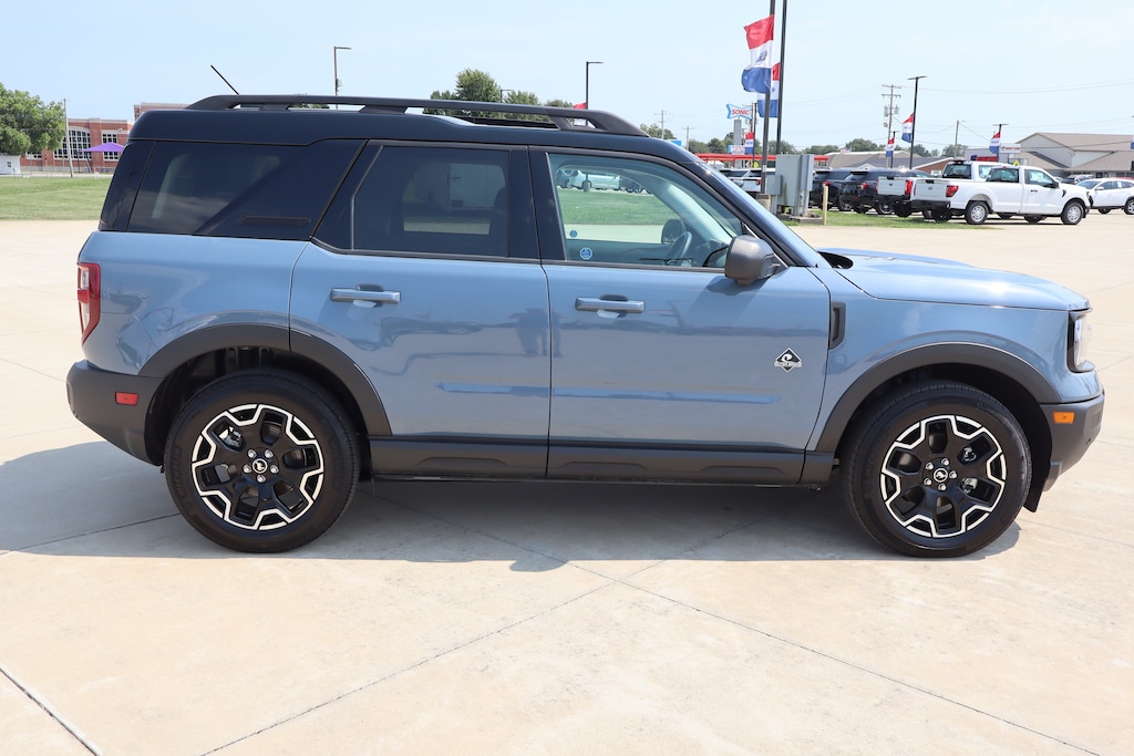 Used 2025 Ford Bronco Sport Outer Banks SUV