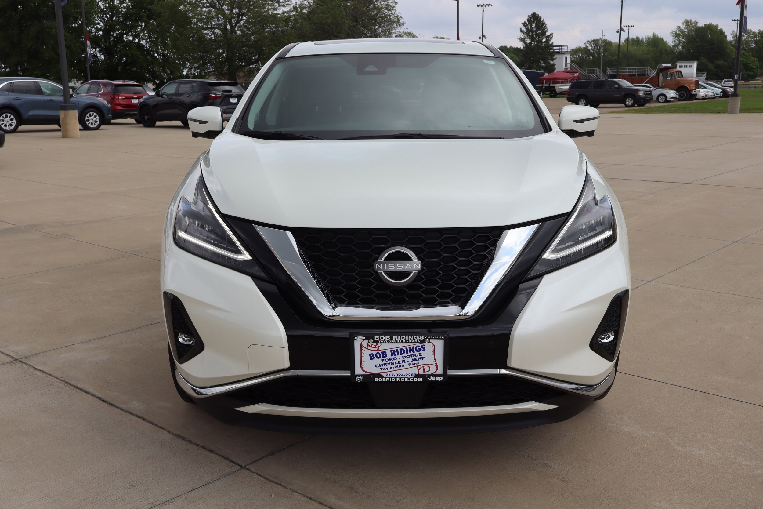 2024 Nissan Murano SL photo 2