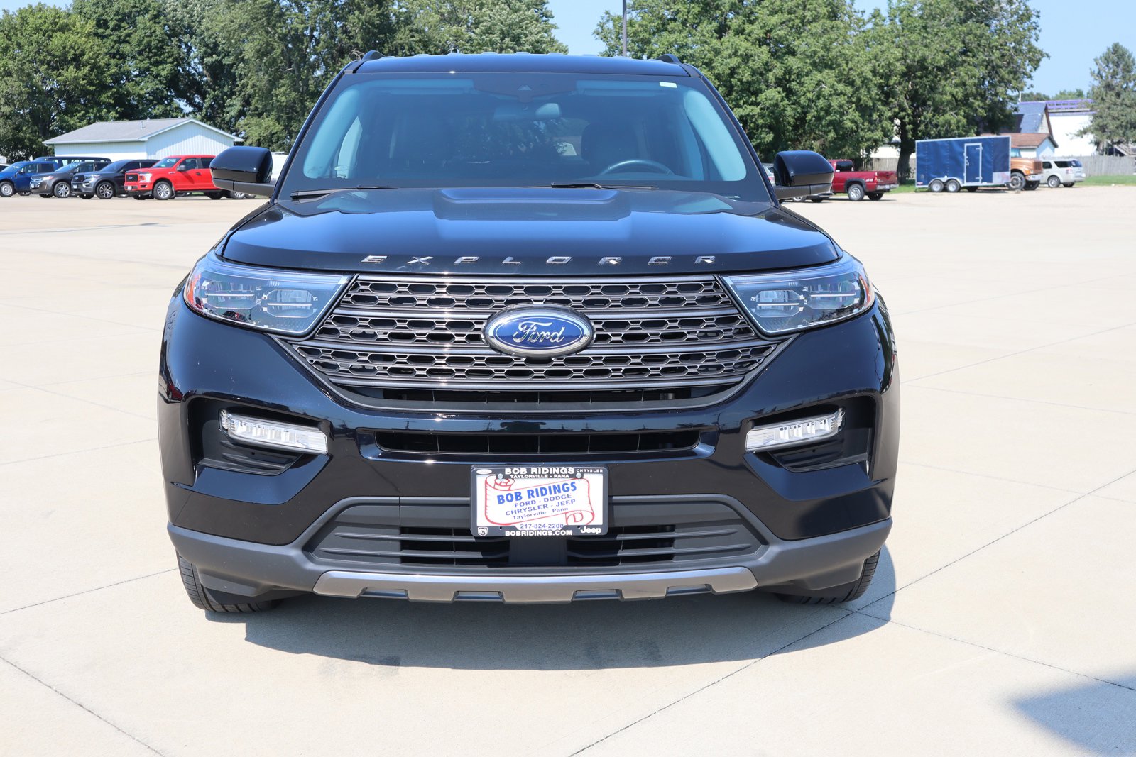 Used 2022 Ford Explorer XLT with VIN 1FMSK8DH6NGA98575 for sale in Taylorville, IL