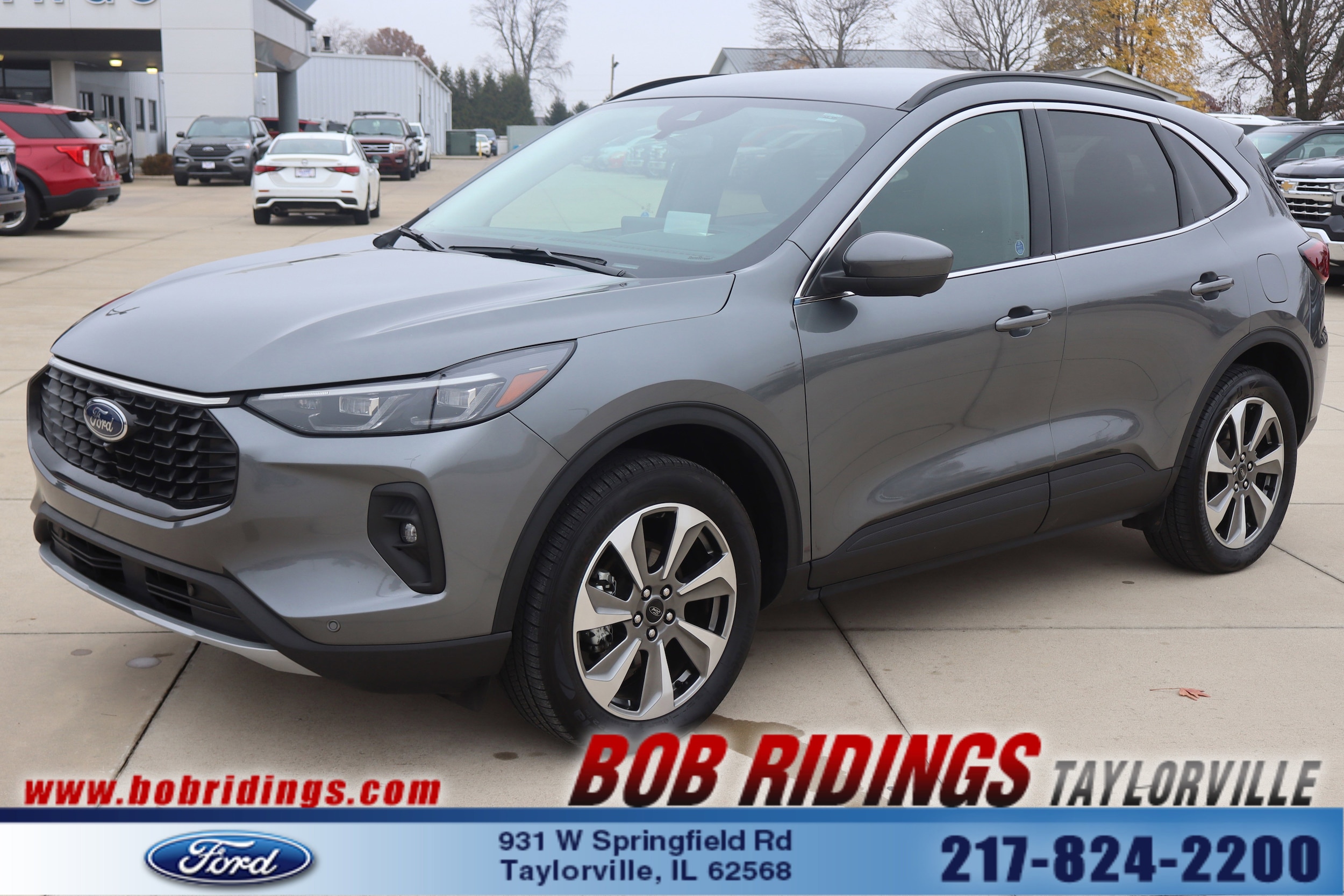 2025 Ford Escape Platinum's photo