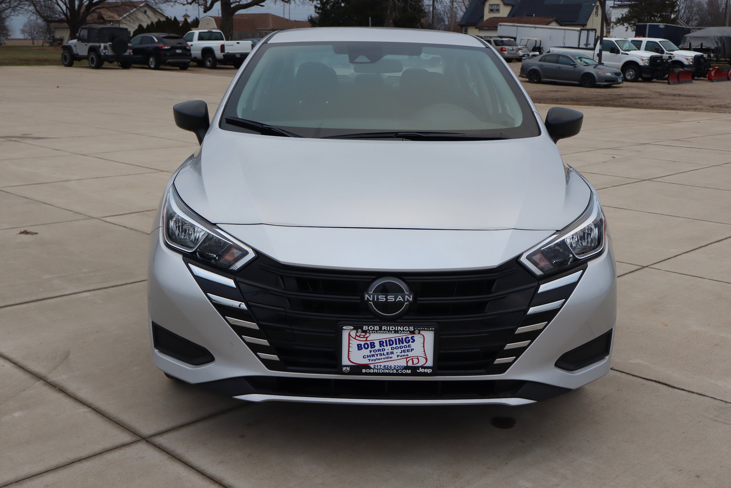 Used 2024 Nissan Versa Sedan S with VIN 3N1CN8DV9RL830109 for sale in Taylorville, IL