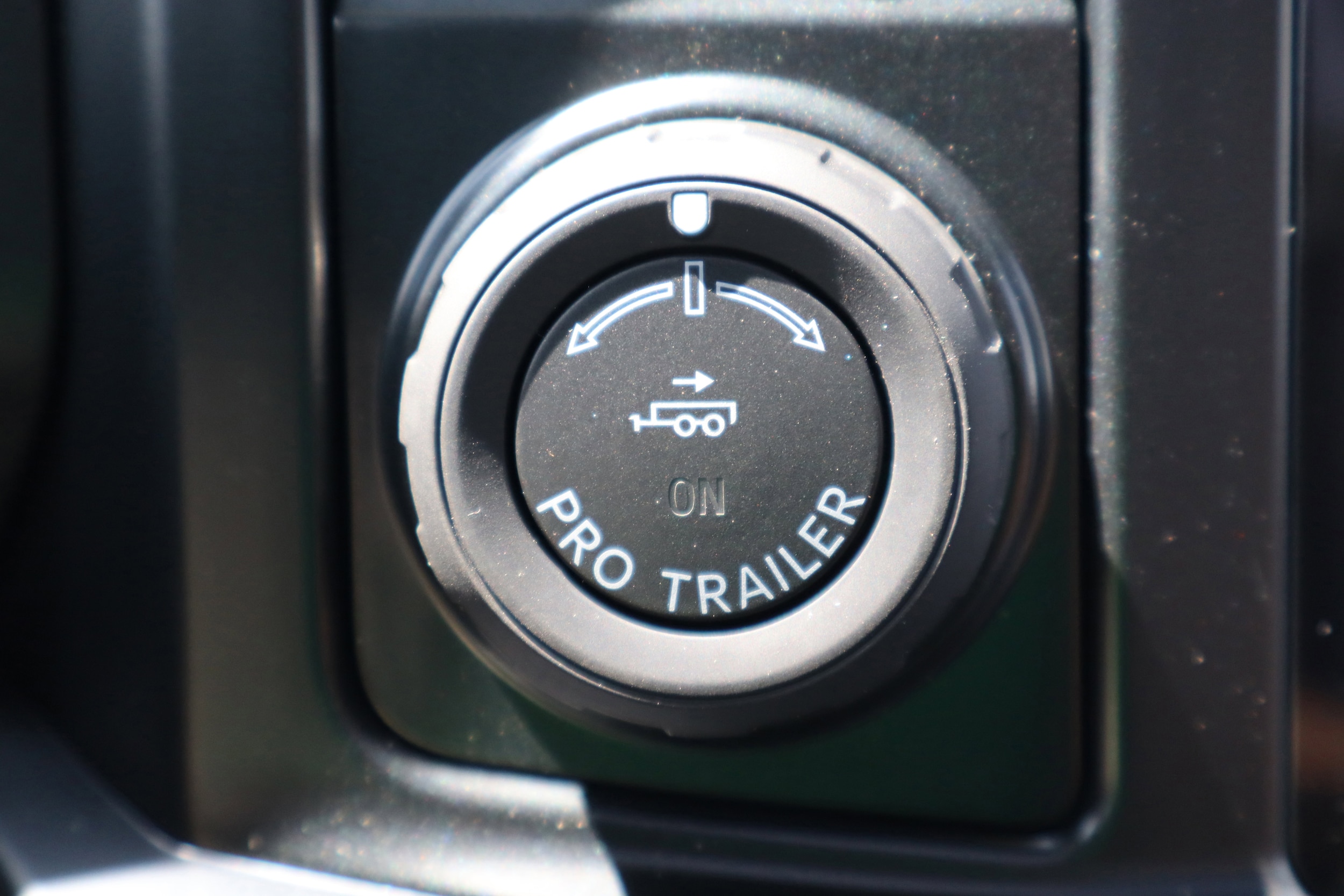 2025 Ford F-350 Super Duty Lariat - Photo 28