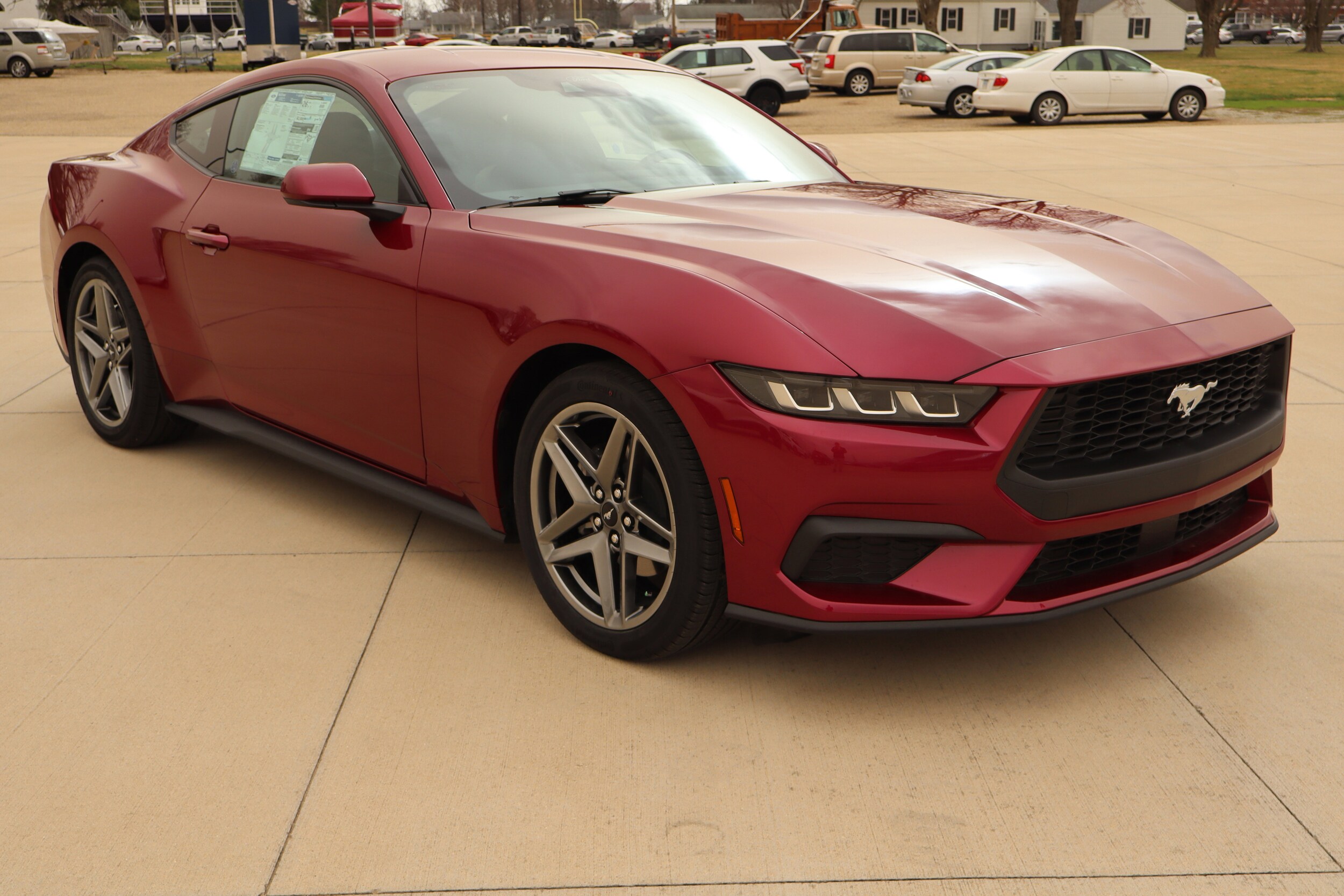 2025 Ford Mustang Premium photo 3
