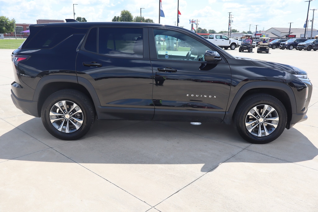 Used 2026 Chevrolet Equinox FWD LT SUV