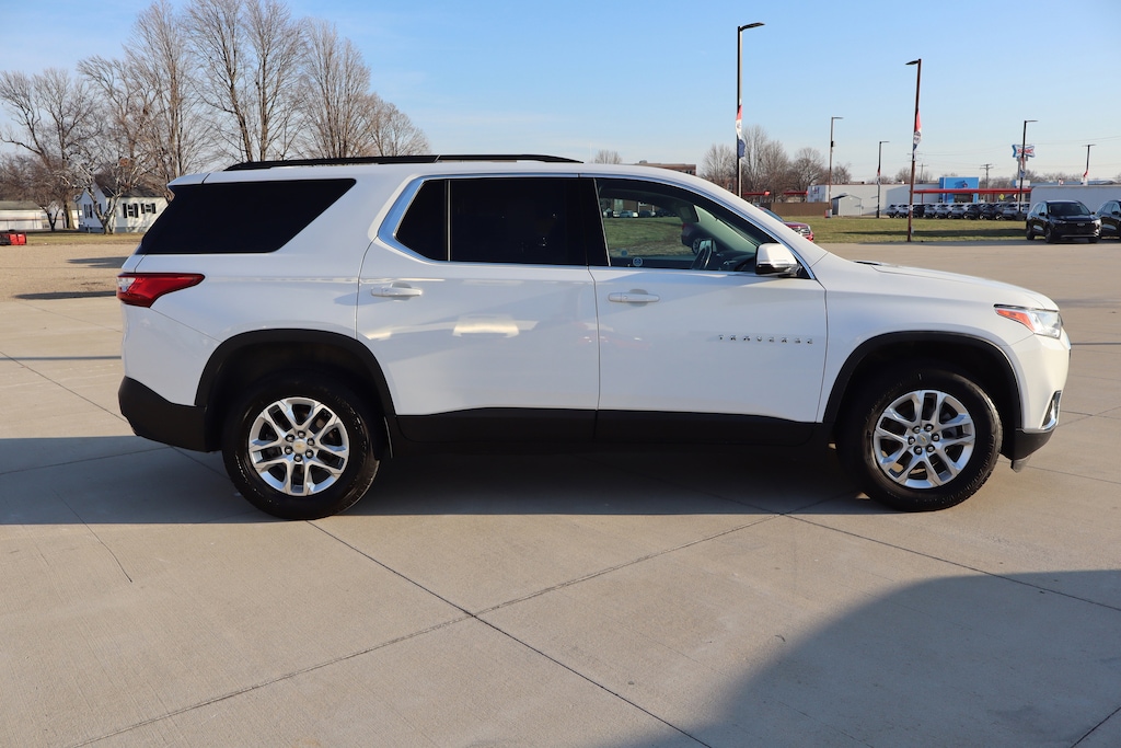 Used 2019 Chevrolet Traverse LT Cloth SUV