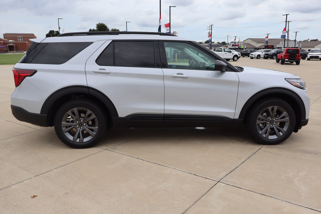 New 2026 Ford Explorer Active SUV