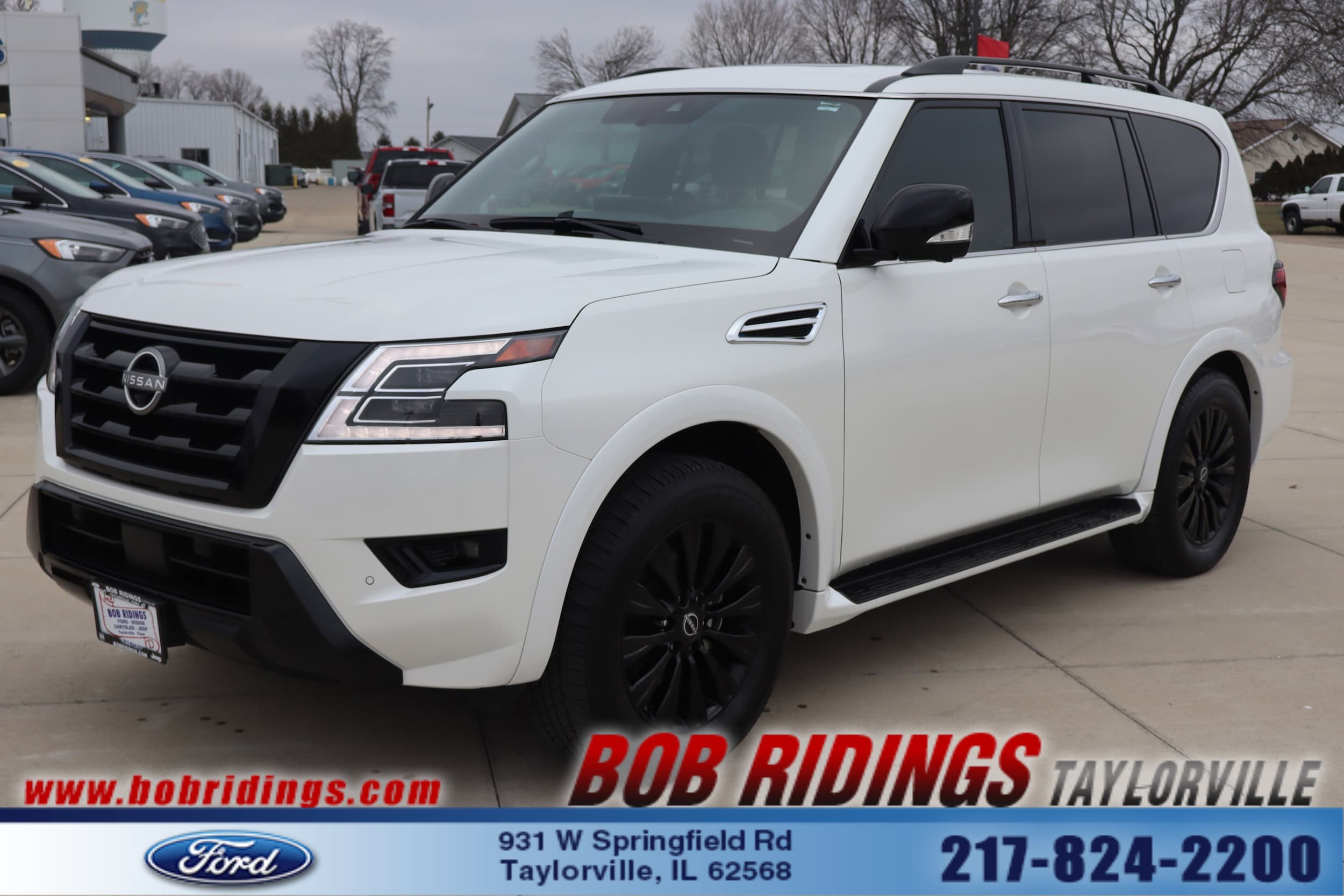 2023 Nissan Armada SL's photo