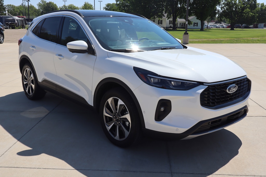 Used 2024 Ford Escape Platinum SUV