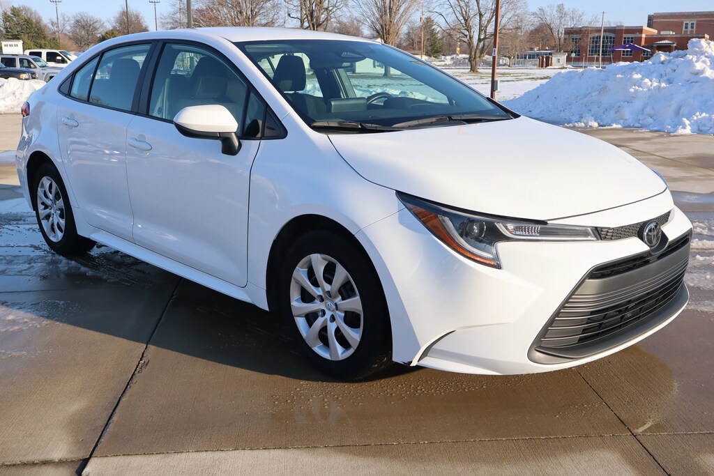 Used 2024 Toyota Corolla LE Sedan