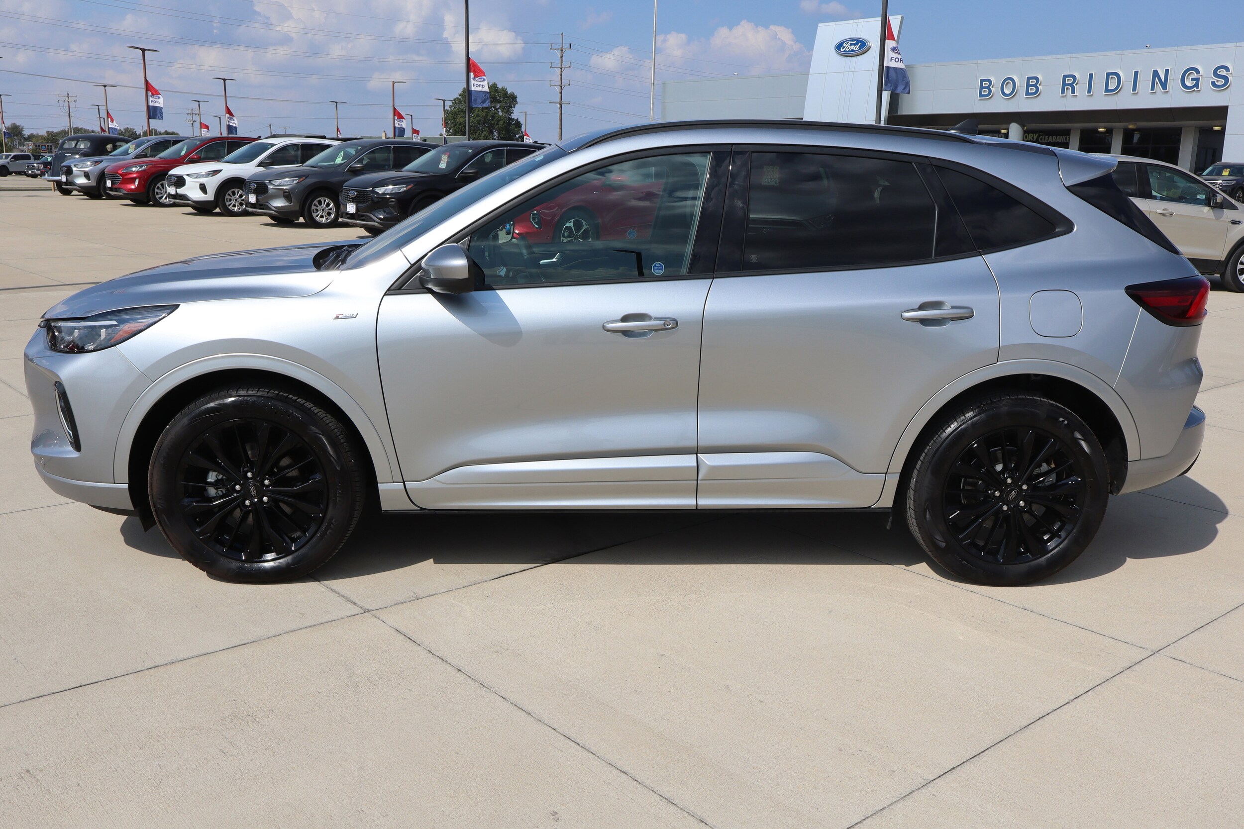 2023 Ford Escape ST-Line Elite - Photo 9