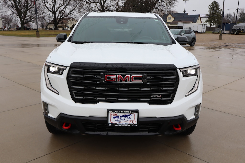 Used 2024 GMC Acadia AWD AT4 SUV