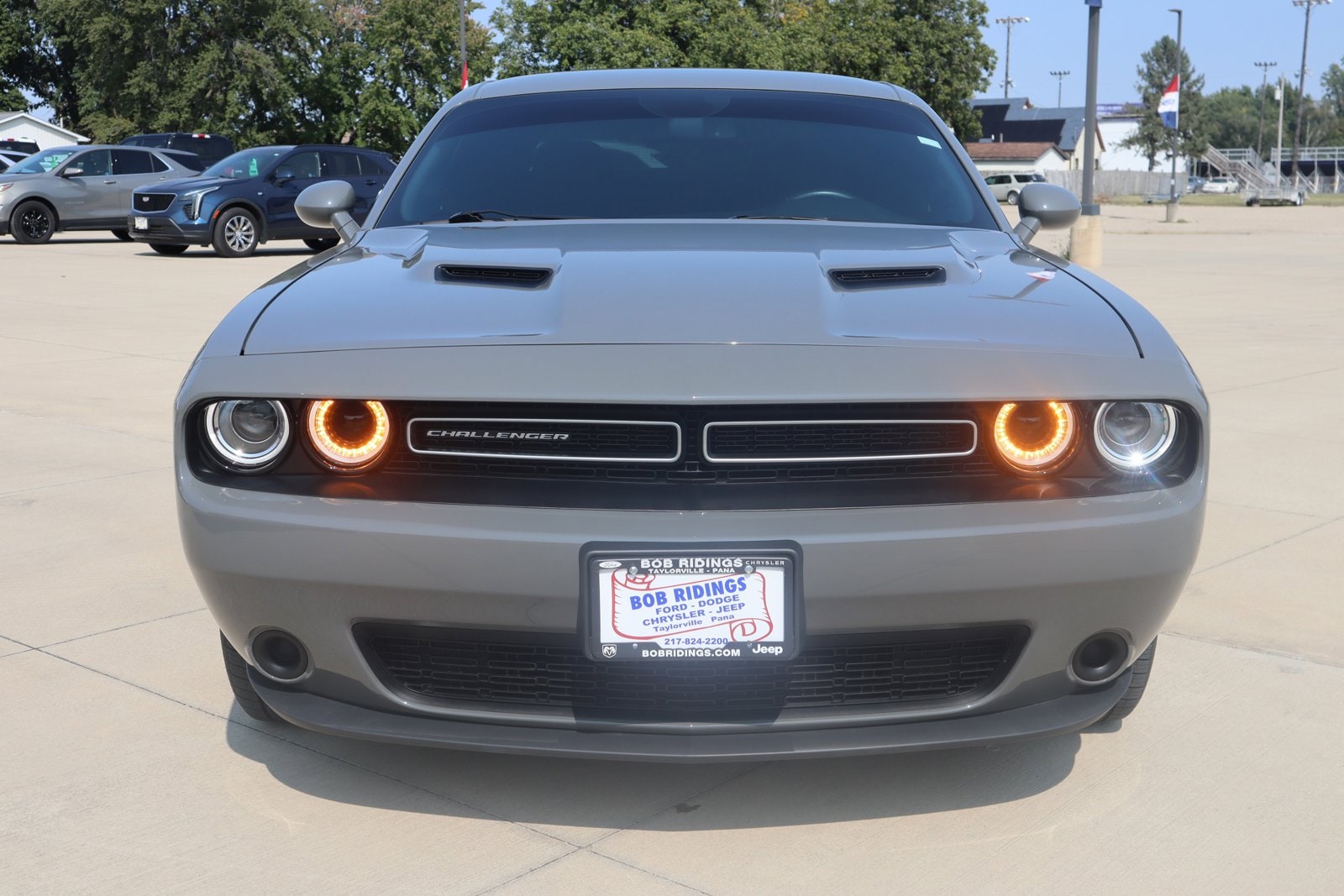 Used 2019 Dodge Challenger SXT with VIN 2C3CDZAGXKH524552 for sale in Taylorville, IL