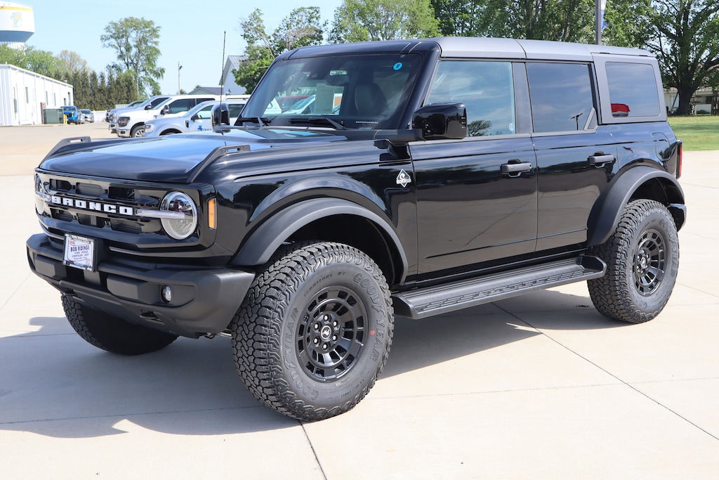 New 2026 Ford Bronco Outer Banks SUV