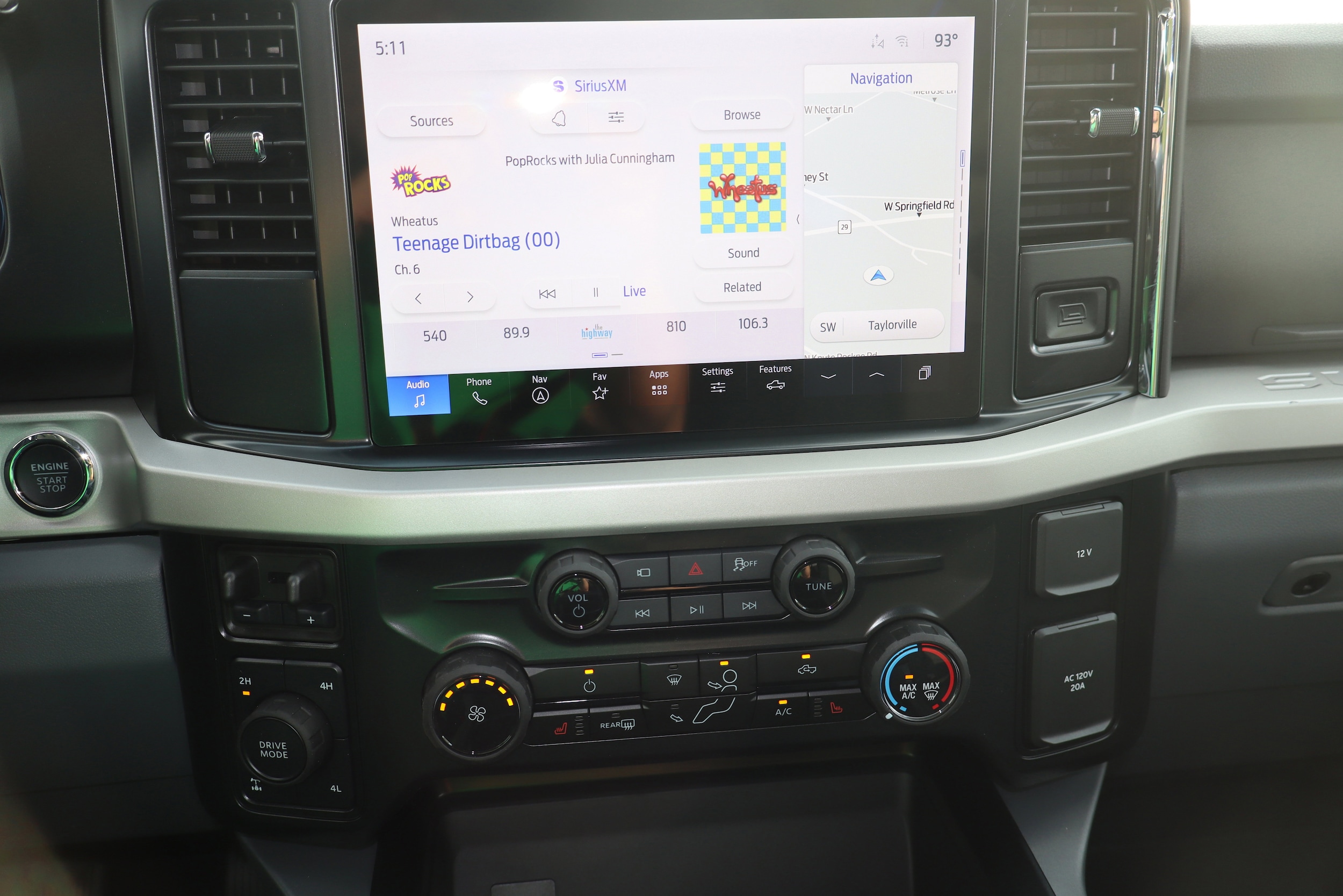 2026 Ford F-250 Super Duty XLT - Photo 17