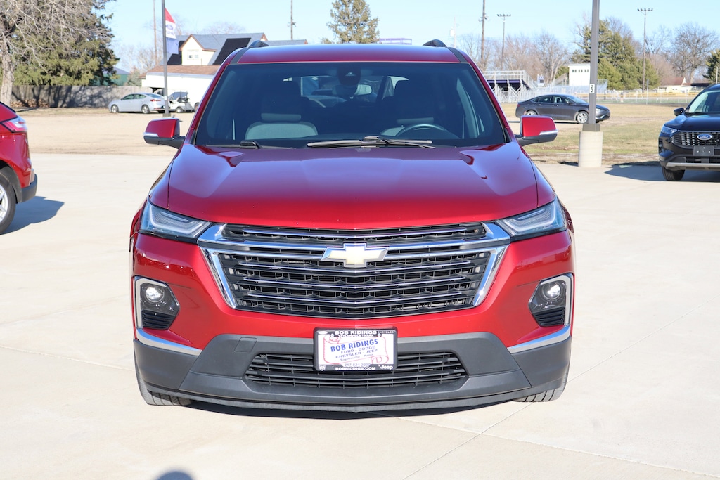 Used 2023 Chevrolet Traverse LT Cloth SUV