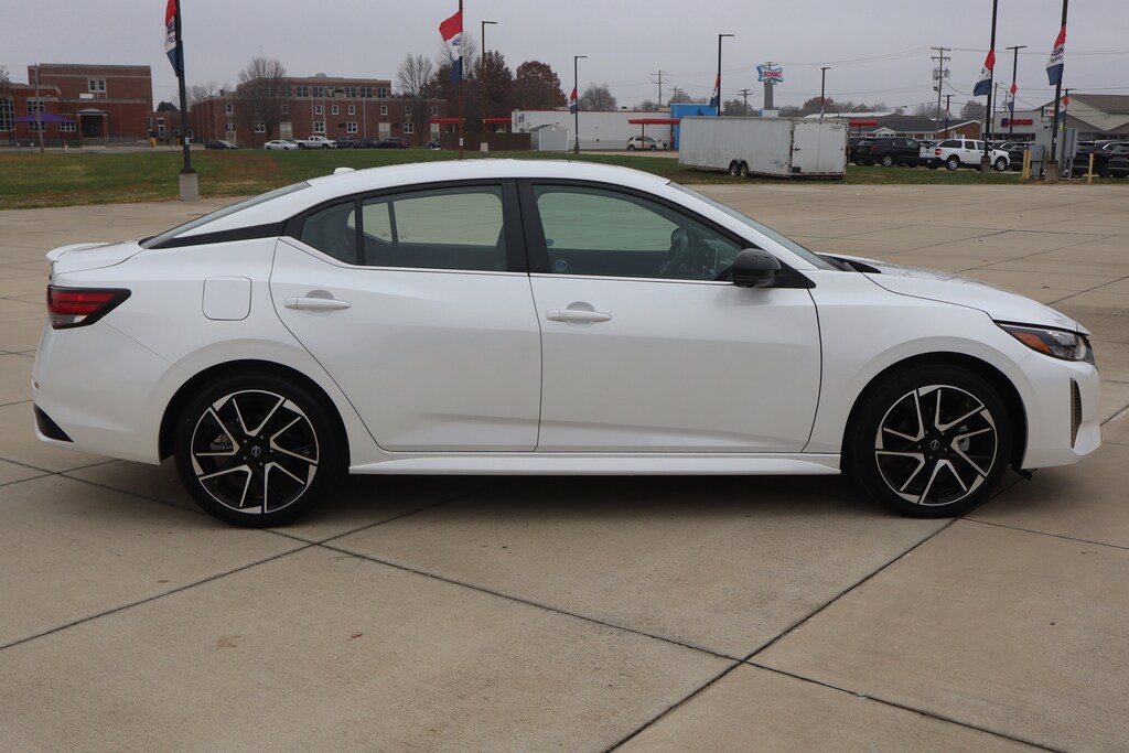 Used 2024 Nissan Sentra SR Sedan