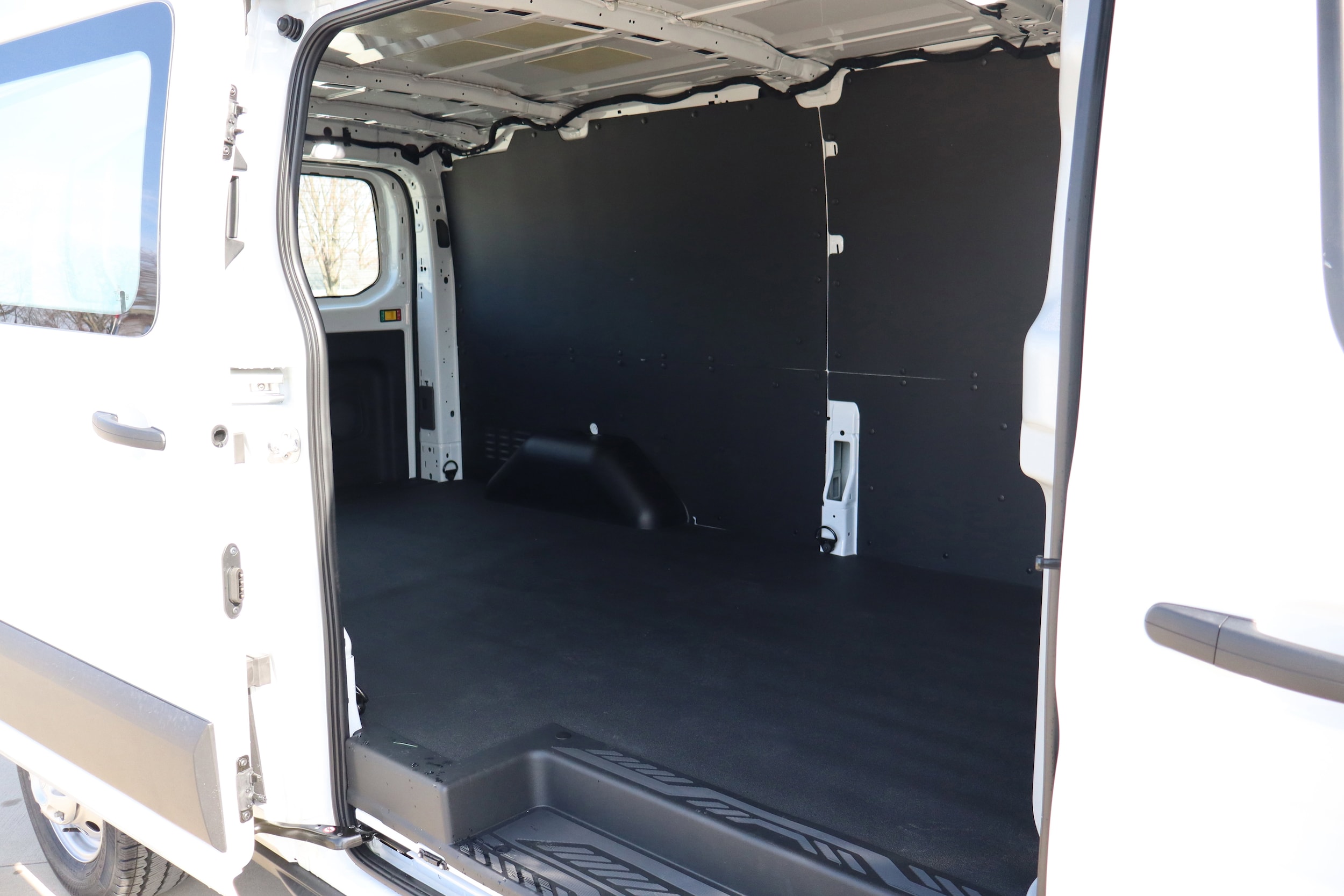 2025 Ford Transit Van Base - Photo 10
