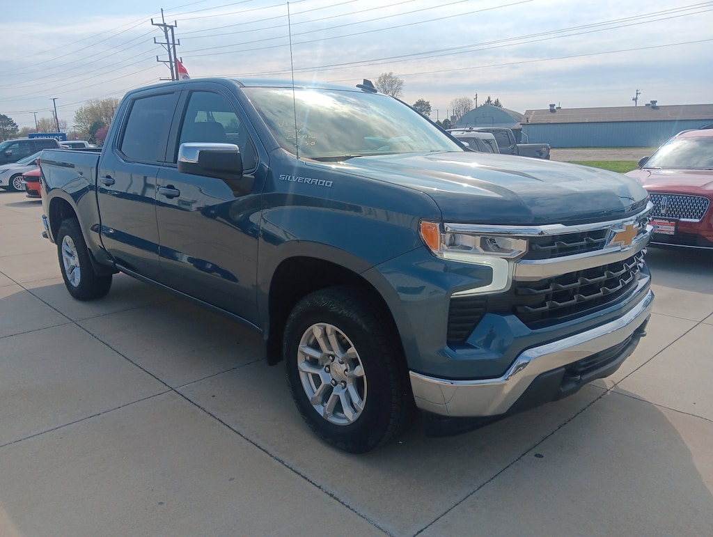 Used 2024 Chevrolet Silverado 1500 LT Truck Crew Cab